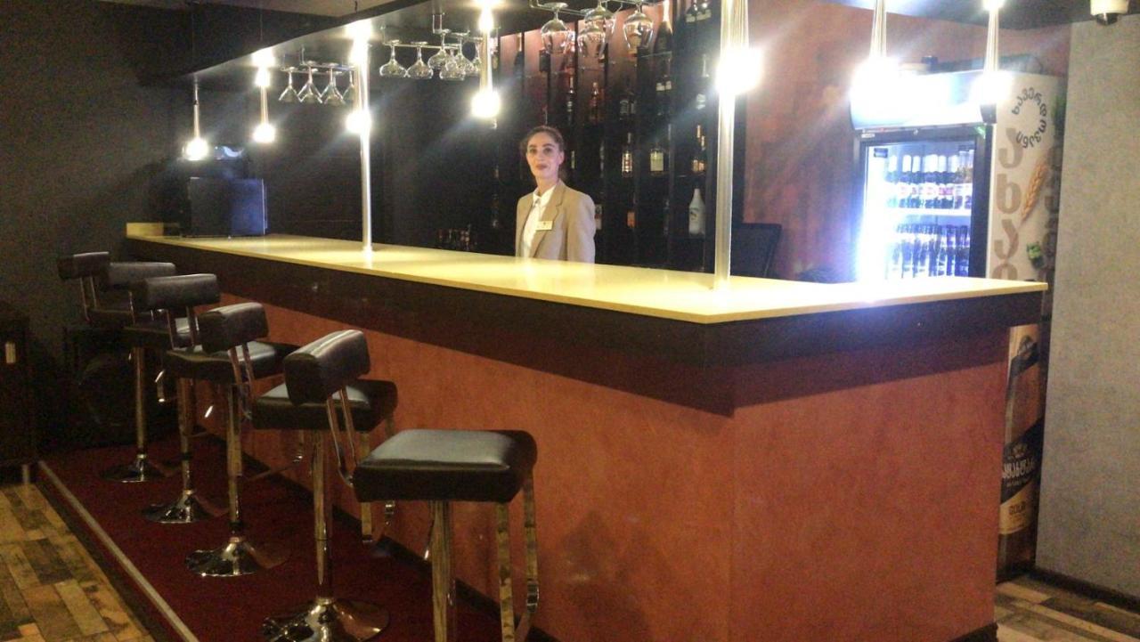 Tbt Hotel Tbilisi Bagian luar foto