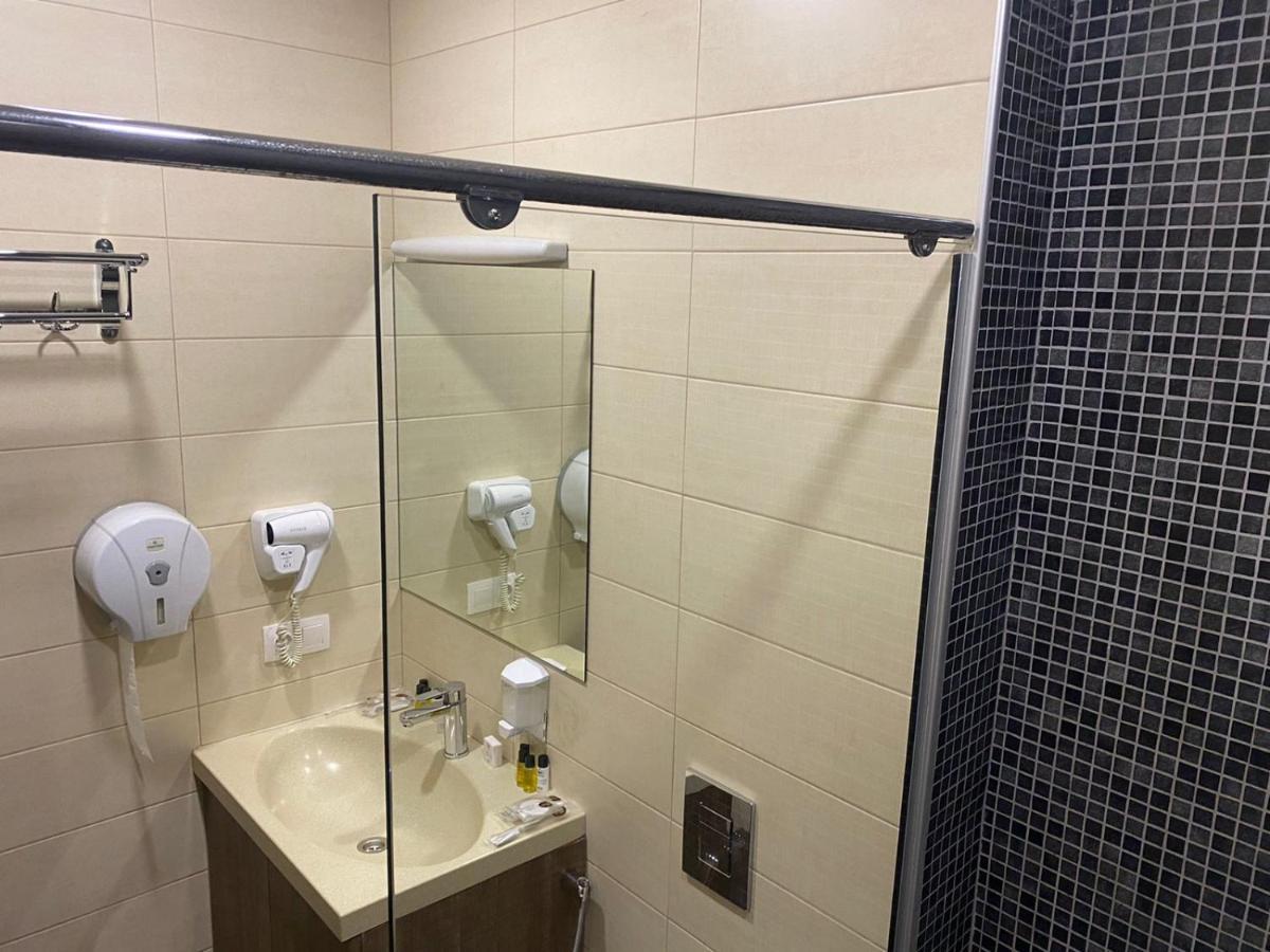 Tbt Hotel Tbilisi Bagian luar foto